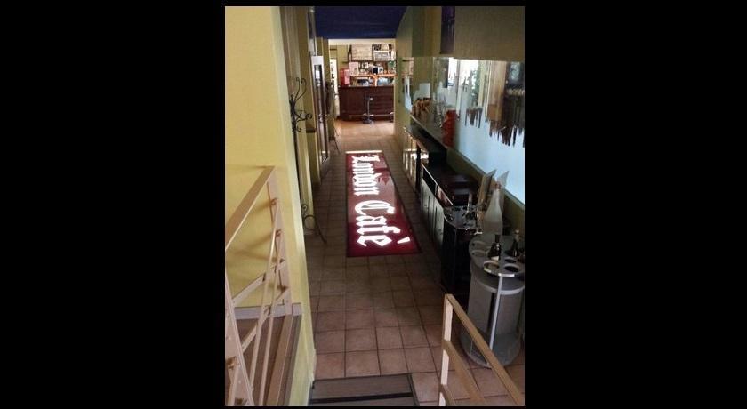 London Cafe Bed & Breakfast Castelnovo ne' Monti Luaran gambar