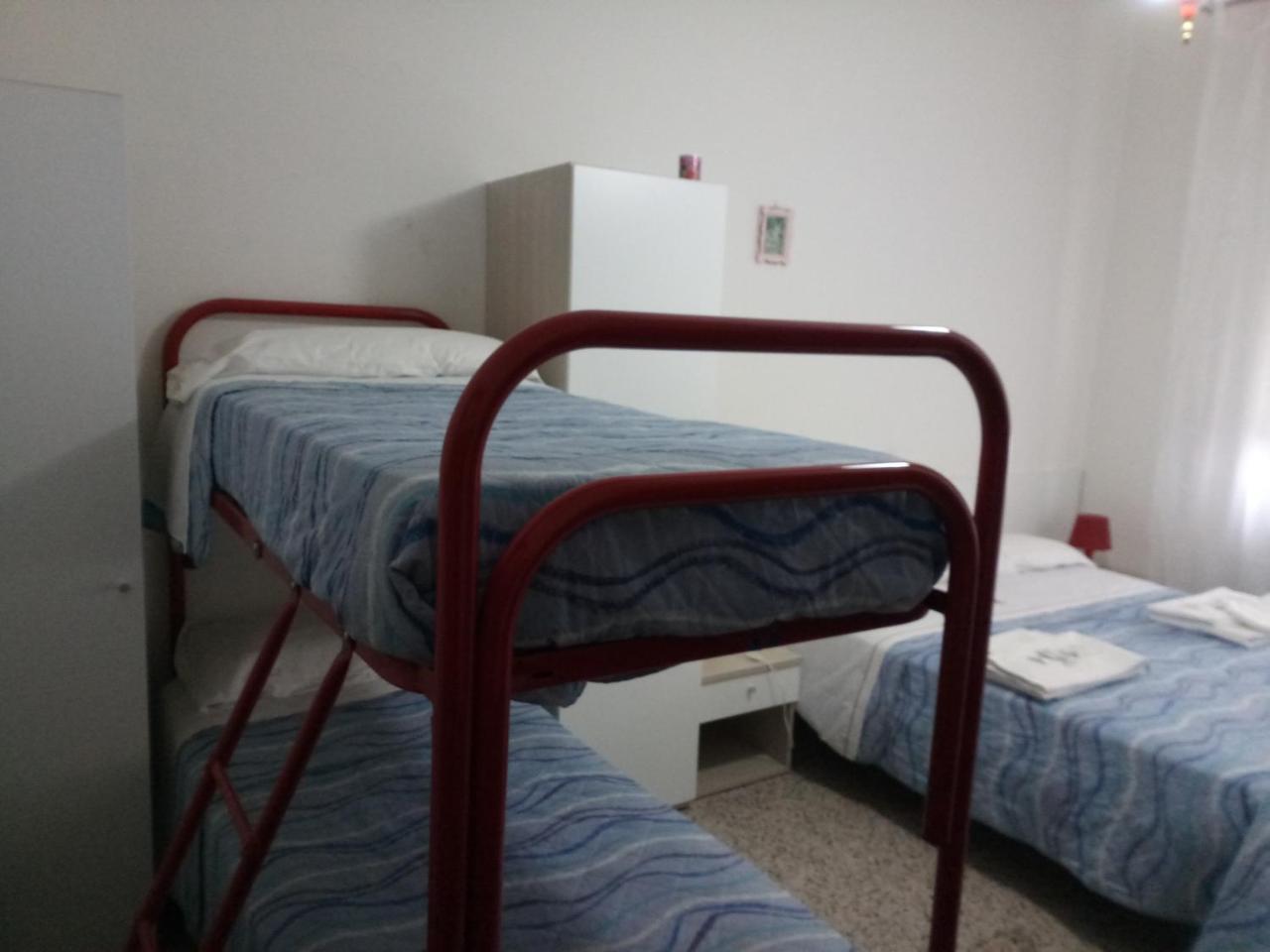London Cafe Bed & Breakfast Castelnovo ne' Monti Luaran gambar