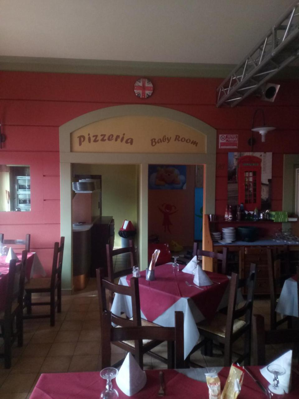 London Cafe Bed & Breakfast Castelnovo ne' Monti Luaran gambar